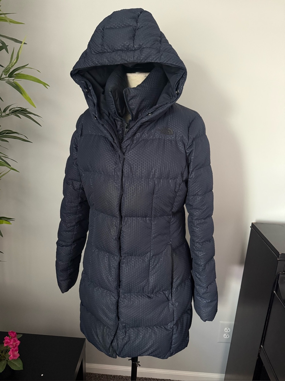 The North Face coat medium Women Hooded Puffer long navy blue goose down hooded